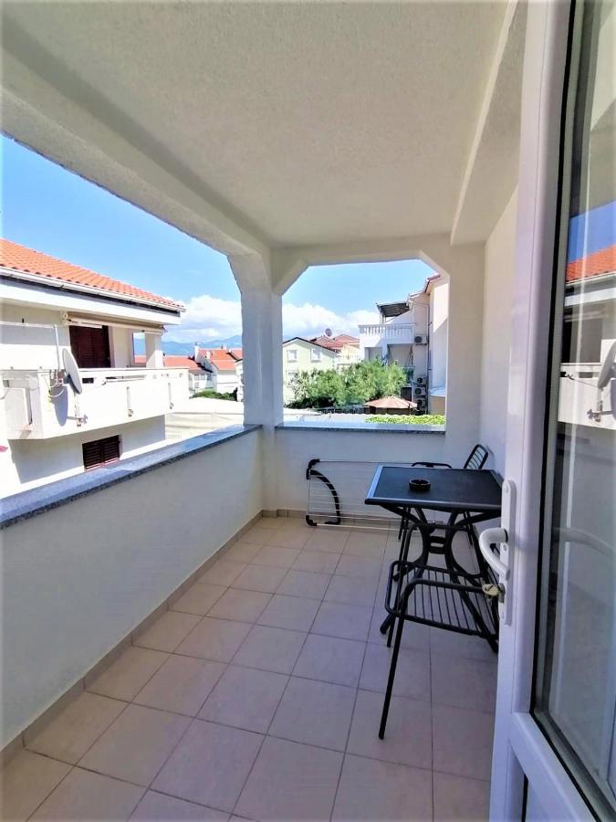 Apartman Klaudija Baška Esterno foto